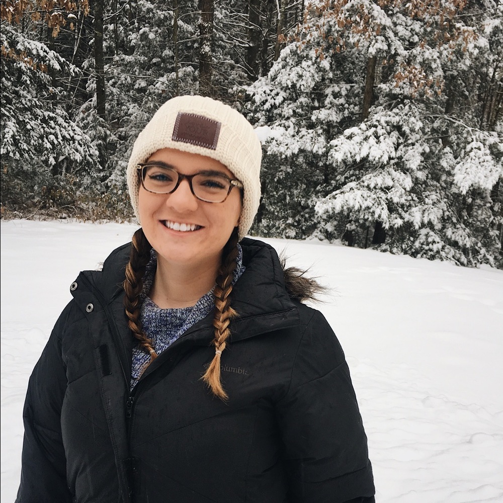 Meet your Posher, Madi